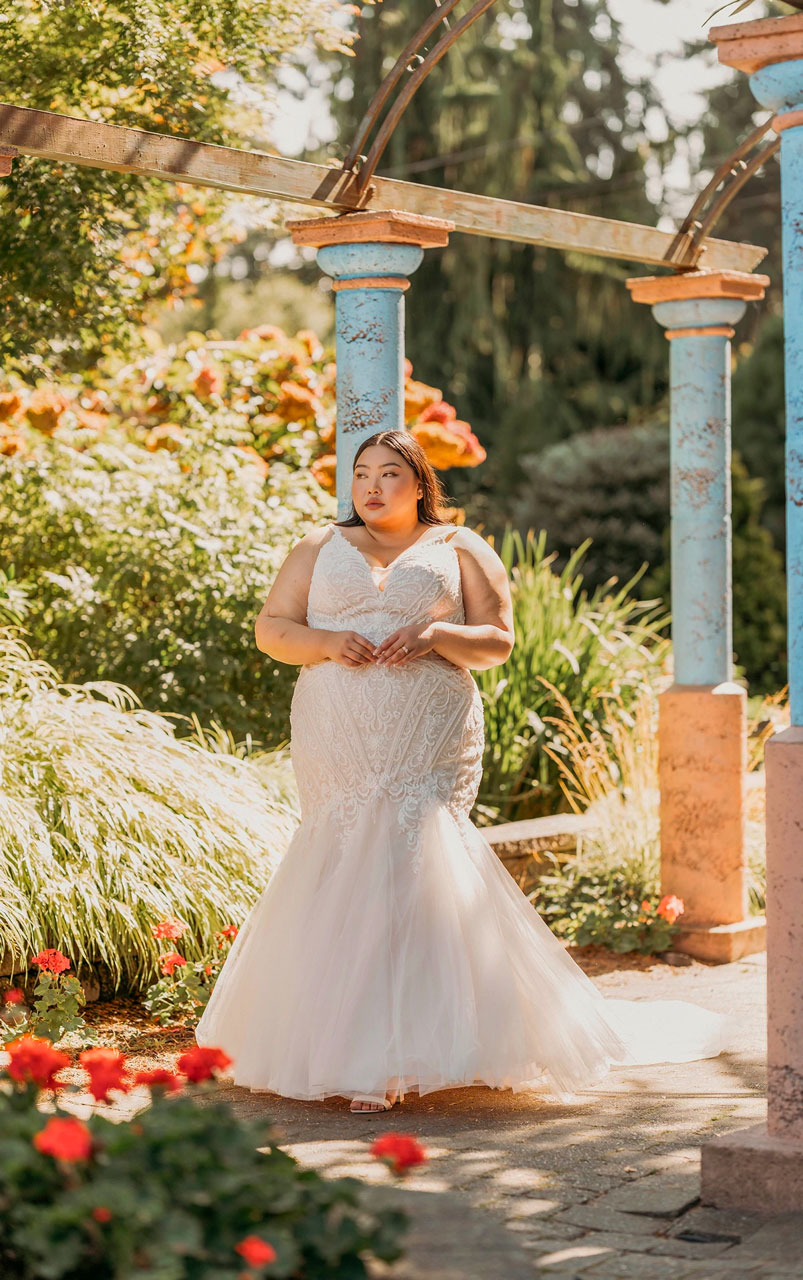 Plus Size Wedding Dress 7815