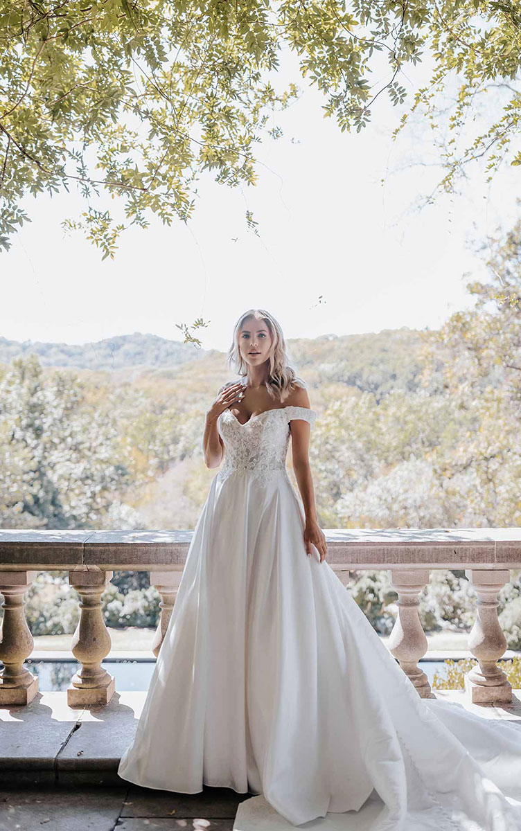 Essense Wedding Dress D3565