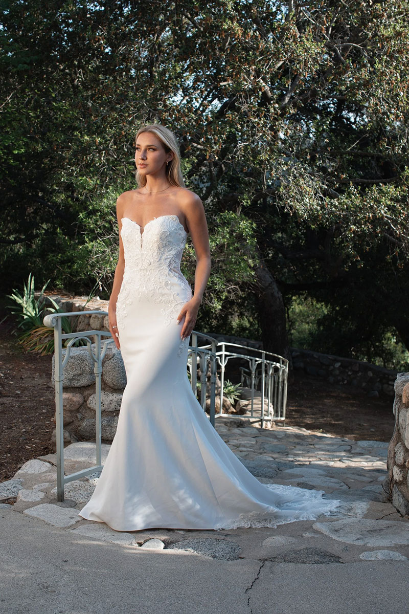 Essense Wedding Dress D3853