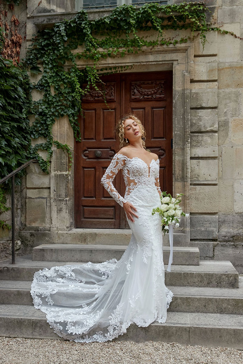 Essense Wedding Dress D3961