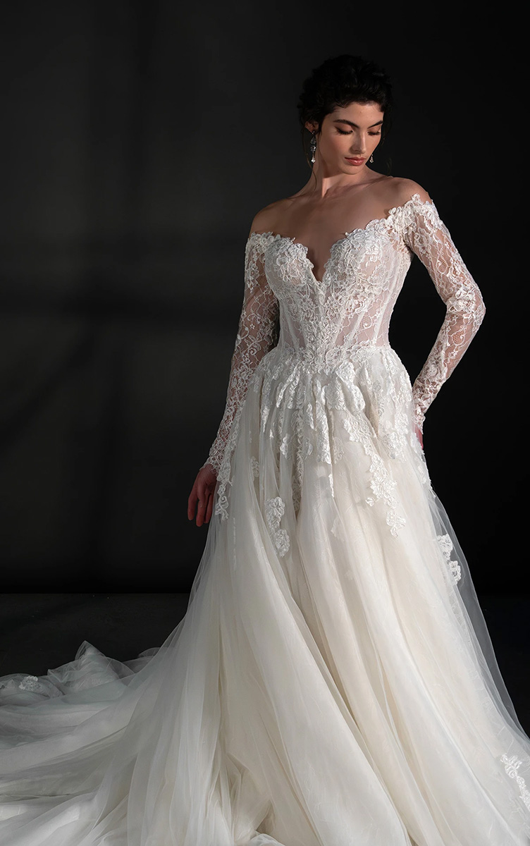 Martina Liana Wedding Dress 1822