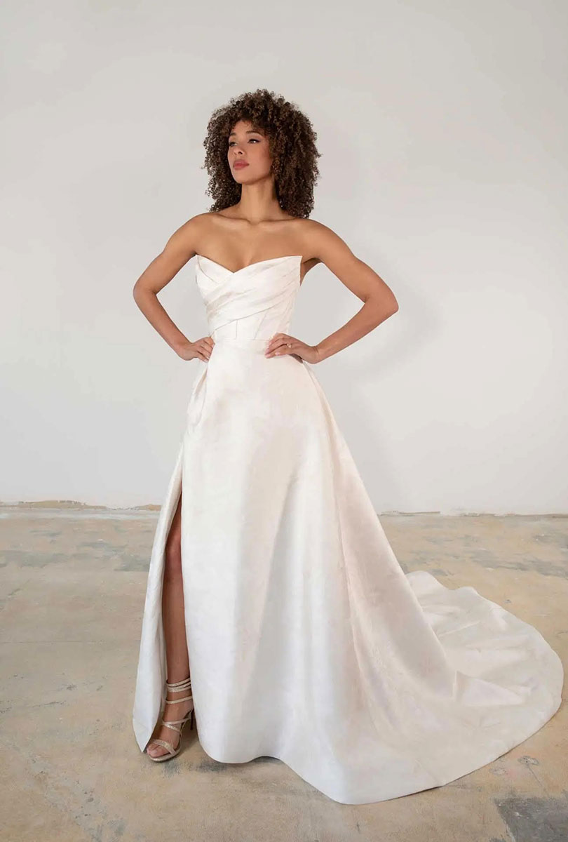 Martina Liana Luxe Collection Wedding Dress le1232