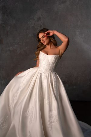 Essense Wedding Dress D4265