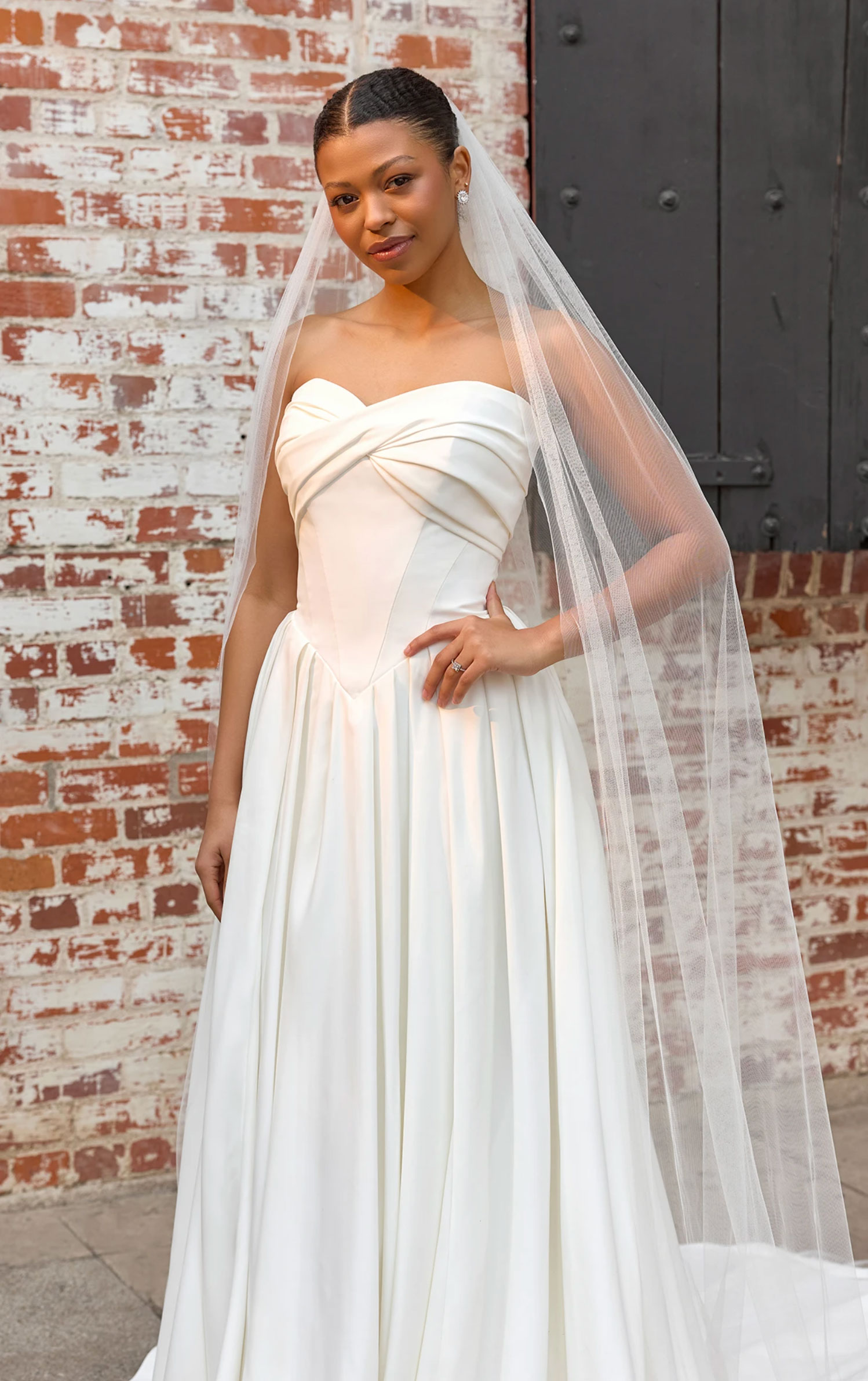 Essense Wedding Dress D4269