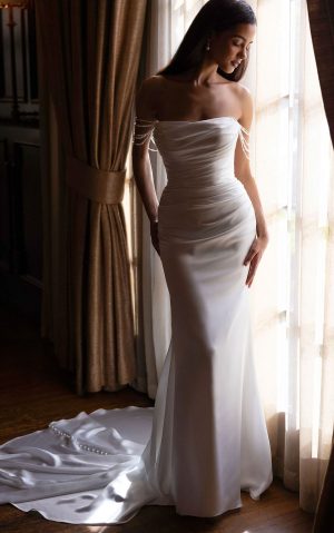 Essense Wedding Dress D4607