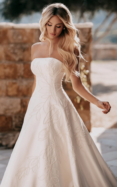 Martina Liana Wedding Dress 2062
